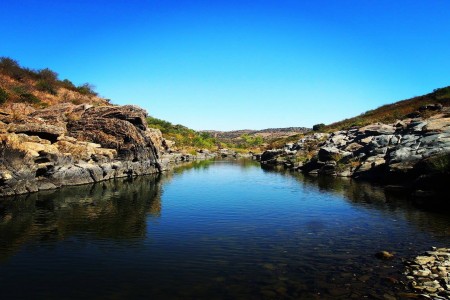 Fotografia da ribeira do vascão